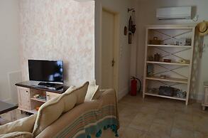 Blue Ark Aigeira Flat & Studio