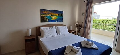 Blue Ark Aigeira Flat & Studio