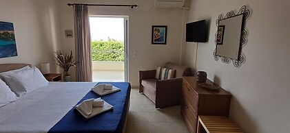 Blue Ark Aigeira Flat & Studio