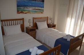 Blue Ark Aigeira Flat & Studio