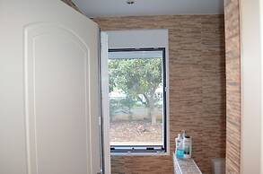 Blue Ark Aigeira Flat & Studio