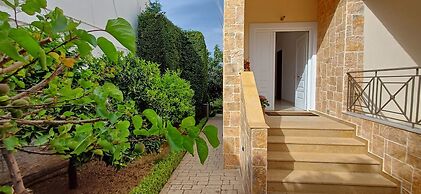 Blue Ark Aigeira Flat & Studio