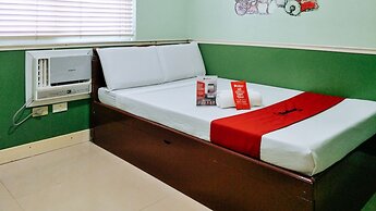 RedDoorz @ Bonifacio St Cebu