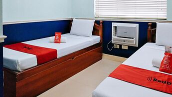 RedDoorz @ Bonifacio St Cebu