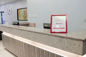 RedDoorz Premium @ Wireless Mandaue Cebu