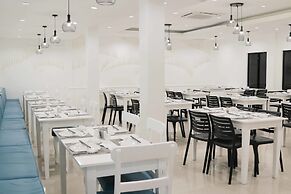 RedDoorz Premium @ Wireless Mandaue Cebu