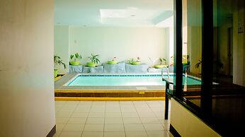 RedDoorz Plus @ Mabolo Cebu