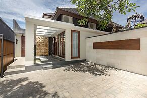 Entrada Villa by Nagisa Bali