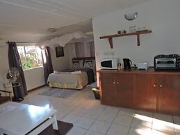 Hippo House Cottages