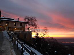 Albergo Sacro Monte Varese