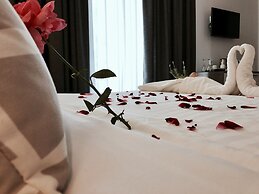 Ccb Ionian Suites by Bruskos