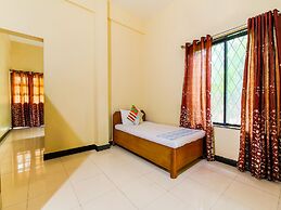 OYO 15252 Home Garden Studio Calangute Beach