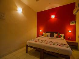 OYO 15758 Elegant 1 BHK Calangute