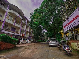 OYO 15758 Elegant 1 BHK Calangute