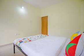 OYO 18720 Home Alluring 3BHK Dona Paula