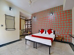 OYO 13000 Hotel Utsav Residency