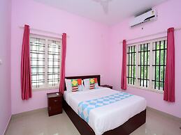 OYO 15916 Home Cozy 2BHK Kalpetta