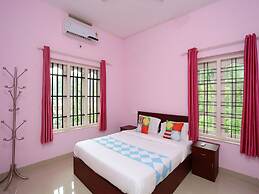 OYO 15916 Home Cozy 2BHK Kalpetta