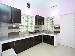 OYO 15916 Home Cozy 2BHK Kalpetta