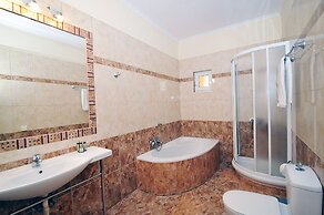 Pyramid City Apartments