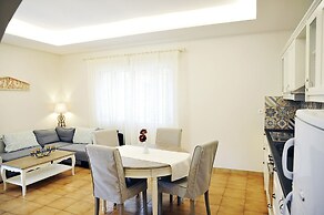 Pyramid City Apartments