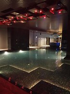 Expressionz Professional Suites by iHost Homes 2