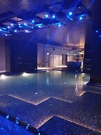 Expressionz Professional Suites by iHost Homes 2