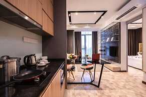 Expressionz Professional Suites by iHost Homes 2