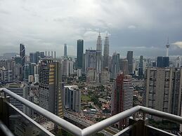 Expressionz Professional Suites by iHost Homes 2