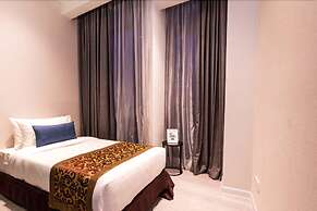 Expressionz Professional Suites by iHost Homes 2