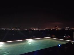 Expressionz Professional Suites by iHost Homes 2