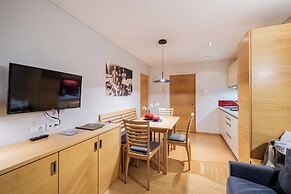paloria apartments & sport