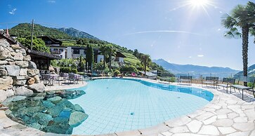 paloria apartments & sport