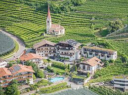 paloria apartments & sport