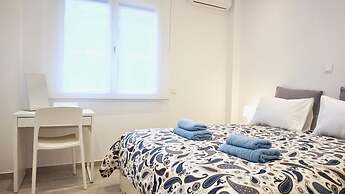 Modern & Central Apt in Athens