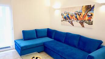 Modern & Central Apt in Athens