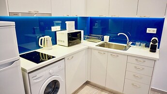 Modern & Central Apt in Athens