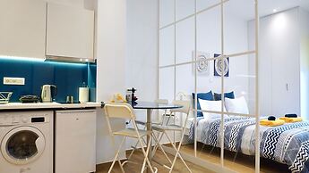 Charming Sunny Studio in Athens