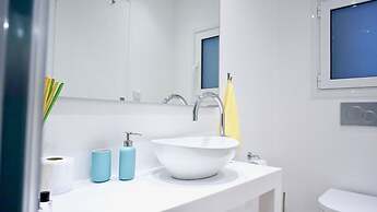 Charming Sunny Studio in Athens