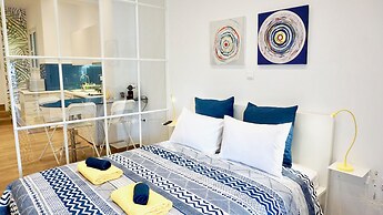 Charming Sunny Studio in Athens