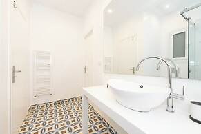 Spacious Peaceful Studio with Garden Patio