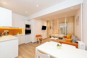 Spacious Peaceful Studio with Garden Patio