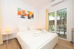 Spacious Peaceful Studio with Garden Patio