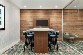 Hilton Garden Inn Seattle Airport