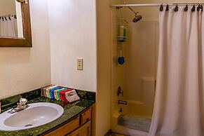 Sun Mountain Ranch Bunkhouse - Near Crater Lake