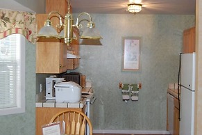 Oak Lawn Cottage ~ 1.5 Blocks to OSF