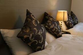 Best Residence Kujo 502