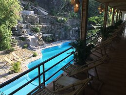 Trang An Secret Garden