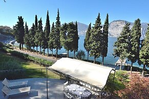 Apartment Spinnaker With Lake View Terrace