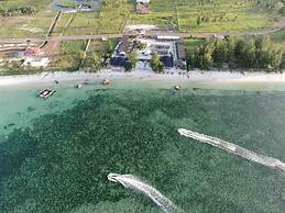Madu Tiga Beach & Resort